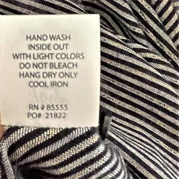 Cosmic Blue Love Crossover hem low v-neck - Picture 9 of 9